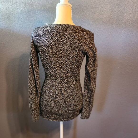 Calvin Klein Jeans Women's Black & White knit sweater V-Neck Pullover Medium - Picture 5 of 7
